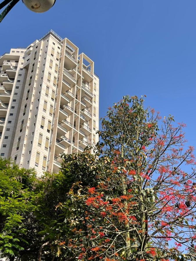 Beautiful Penthouse W/Amazing View, Prime Location Ramat Gan Exterior foto