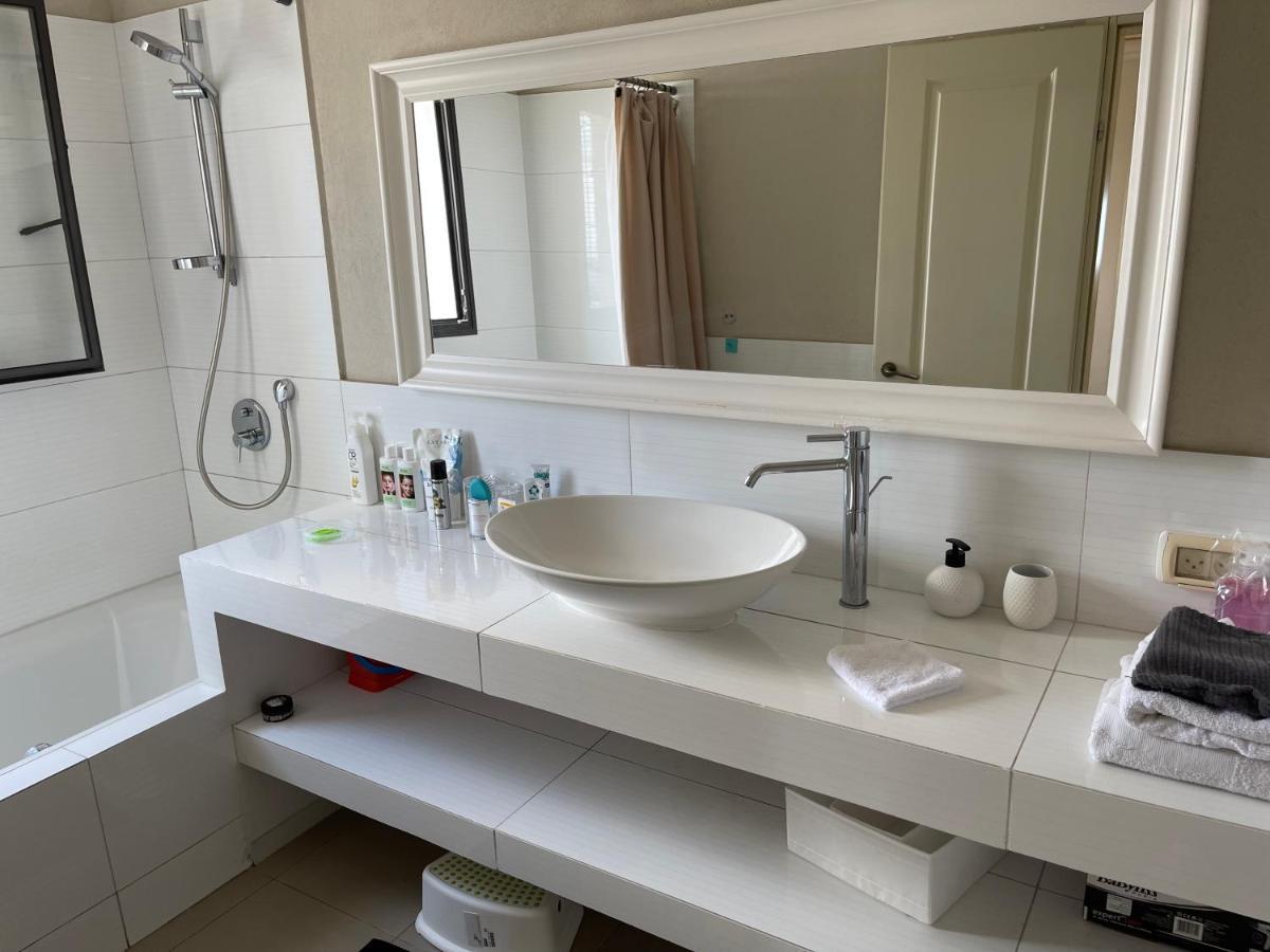 Beautiful Penthouse W/Amazing View, Prime Location Ramat Gan Exterior foto